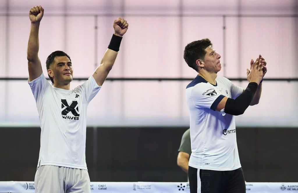 Tello-Arce y Chingotto-Galán ganaron durísimos partidos y se enfrentarán el viernes en cuartos de Valencia Tello-Arce y Chingotto-Galán ganaron durísimos partidos y se enfrentarán el viernes en cuartos de Valencia