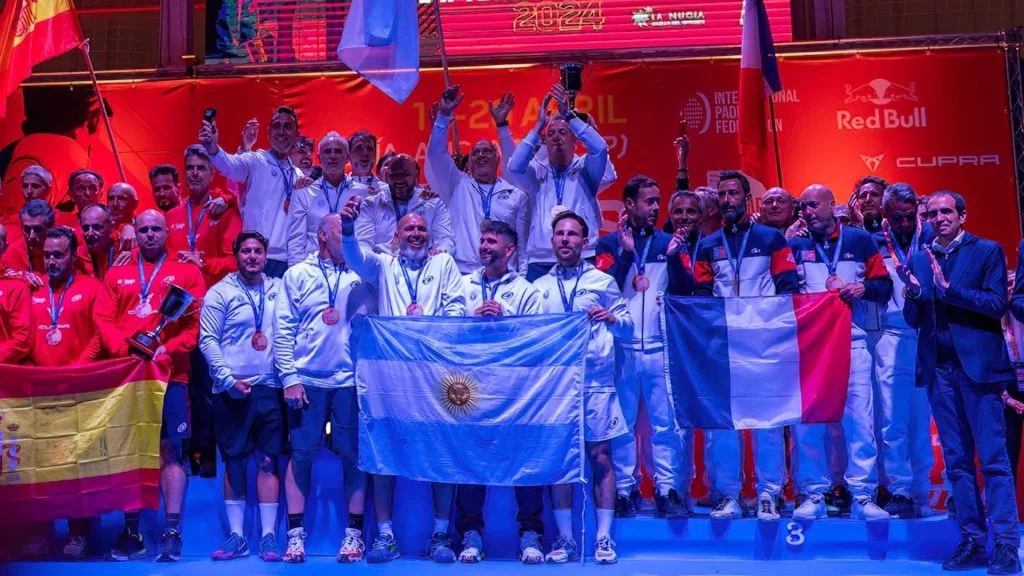 FIP Senior World Cup: las leyendas saltan a la pista en Argentina para conquistar el título mundial por equipos FIP Senior World Cup: las leyendas saltan a la pista en Argentina para conquistar el título mundial por equipos